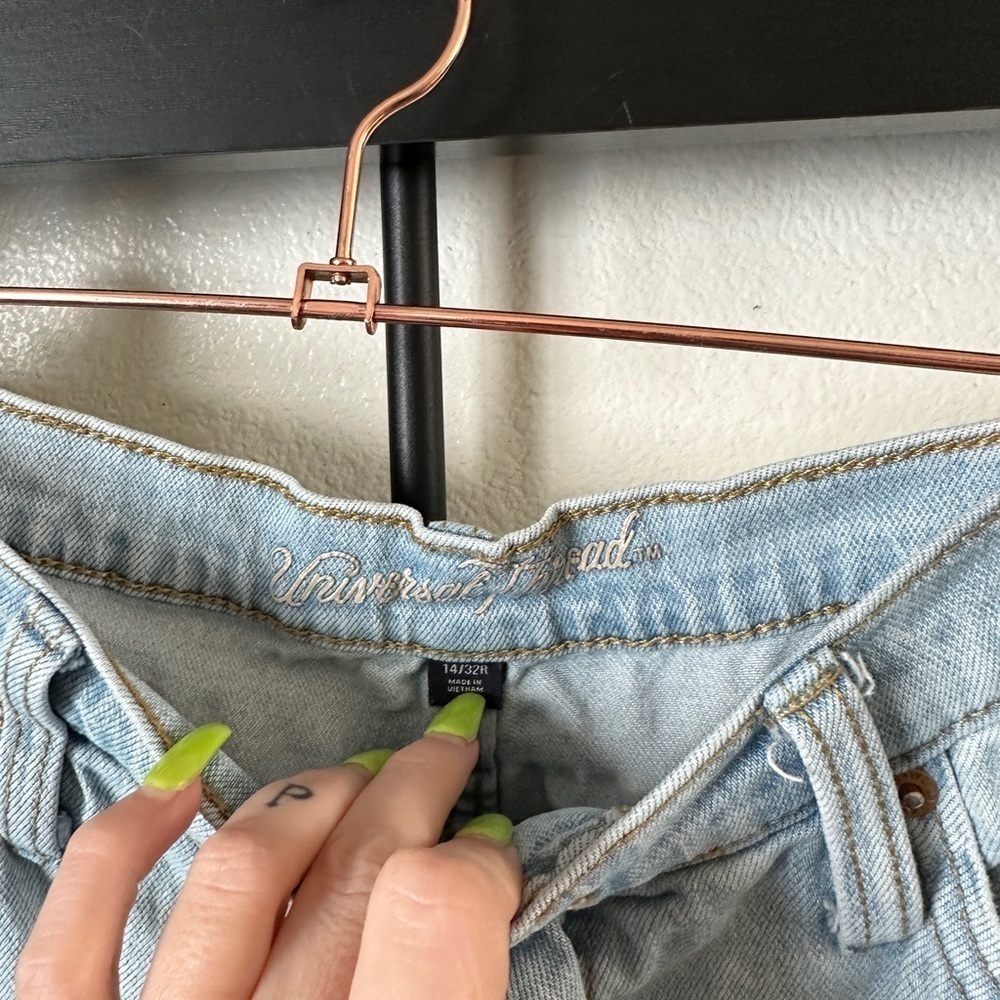 Universal Thread Light Wash Stretch Destroyed Dis… - image 4